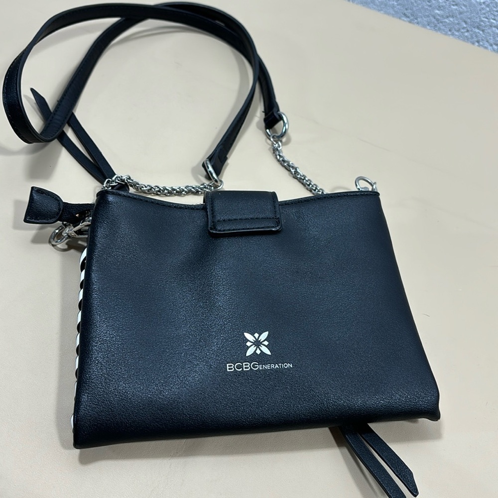 BCBGeneration crossbody / shoulder bag, compact size 3 compartments​​​​​​